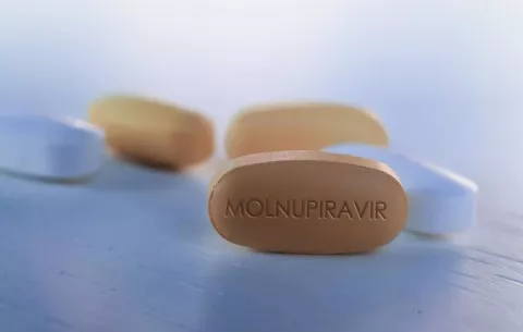 Llega a Panamá el Molnupiravir, medicamento para reducir hospitalizaciones por covid-19