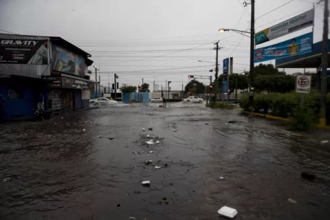Nicaragua evacúa los Cayos Perlas ante proximidad disturbio atmosférico 'Dos'