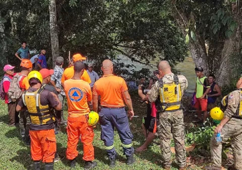Recuperan el cuerpo de menor arrastrado por cabeza de agua en río Norteño, Bocas del Toro    