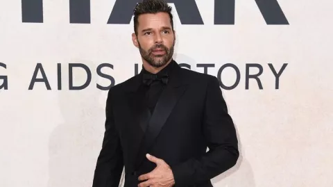 Ricky Martín enfrenta una demanda millonaria 