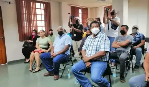 Transportistas de carga agrícola están en paro