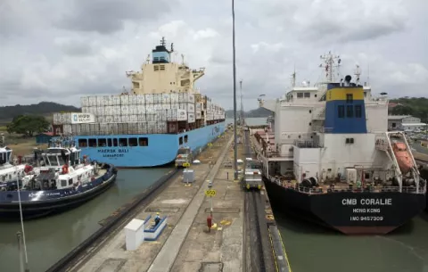 Panamá en crisis y la  Autoridad Marítima  de Panamá abandera barcos gratis