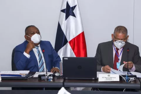 Cuestionan juramentación de Benicio Robinson como presidente de la Comisión de Presupuesto 