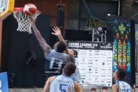 IJA vence a Brader, gana título colegial de baloncesto