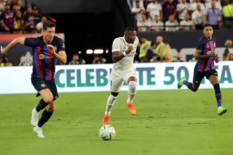 Xavi Hernández: 'Ganar al  Real Madrid es importante para la moral'