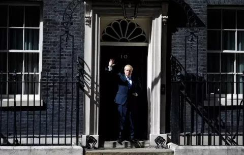 Boris Johnson anuncia su dimisión como primer ministro británico; ¿Cuál fue la gota que colmó el vaso?