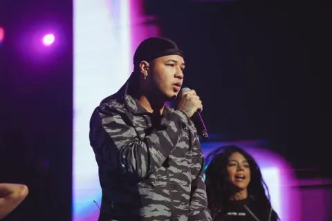 'El Boza' está en Puerto Rico ensayando para su presentación en los Premios Juventud