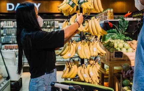 ¿Qué alimentos deben incluirse al control de precios y por qué nuestra canasta básica no es saludable?