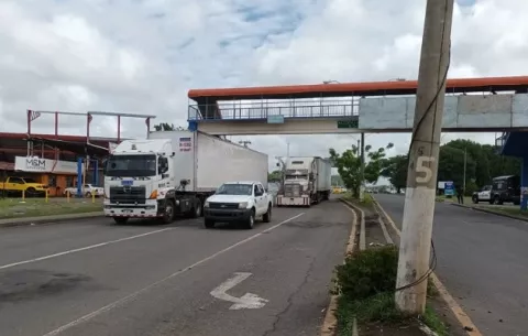 La caravana humanitaria logra pasar esta mañana por Santiago de Veraguas 