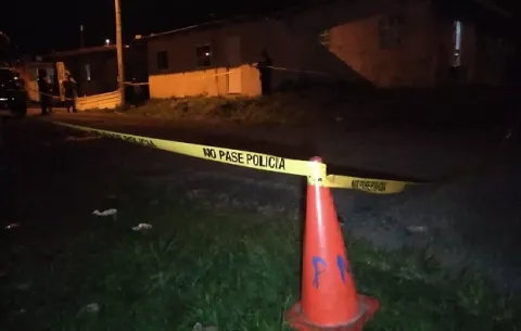 Pistoleros acaban con la vida de un hombre de 30 años en la comunidad del Polvorín, Cativá