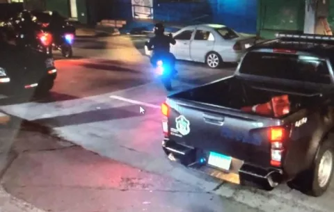 Hombre muere acribillado en La Playita de Colón, otra persona resultó herida 