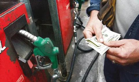 'Medidas adoptadas por el Gobierno no son suficiente para atenuar impacto del costo del petróleo'