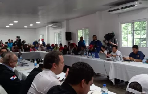 Cantidad de productos y otros desacuerdos estancan negociaciones en la mesa de diálogo en Penonomé