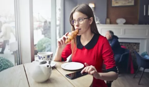 ¿Tienes hambre o solo quieres comer algo? 