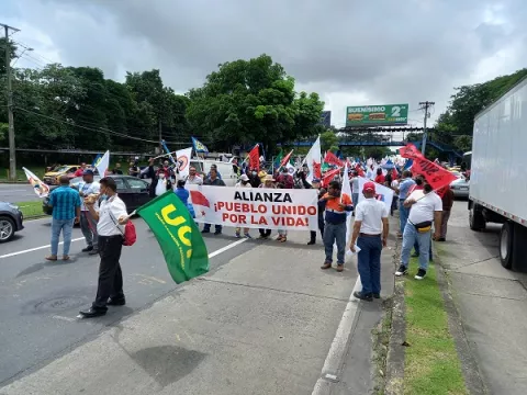 Alianza de organizaciones populares prepara huelga nacional