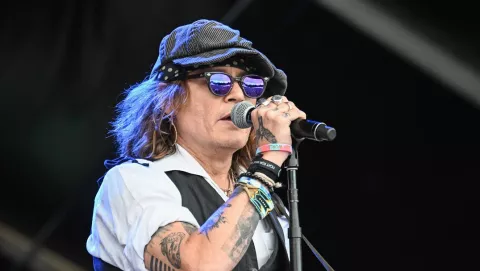 Johnny Depp evita ir a juicio con un empleado que lo acusaba de agresión