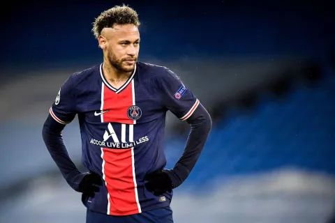 Neymar quiere quedarse en el Paris Saint-Germain (PSG)