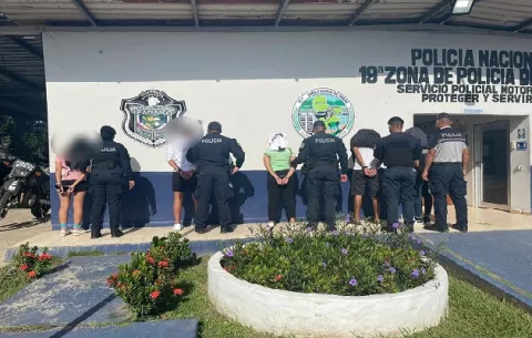 Detienen a cinco personas en Chame con armas y por intentar cobrar peaje