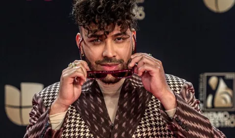 Prince Royce presenta una nueva versión de 'Corazón sin cara'