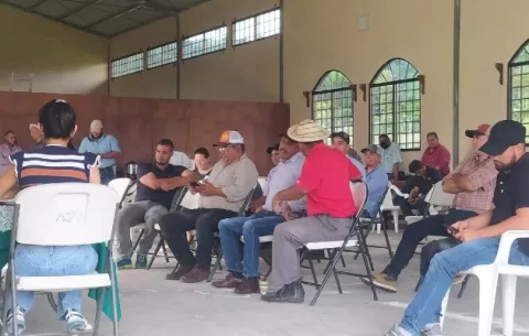 Productores exigen corredor humanitario de alimentos por desabastecimiento y pérdidas económica