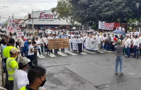 Empresarios y fuerzas vivas chiricanas exigen la apertura de la vía Interamericana 
