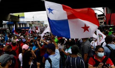 Tranques, paro indefinido y llamado a diálogo; Panamá en caos total
