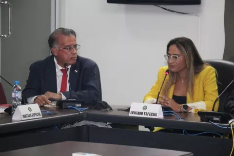 Pescadores artesanales reciben apoyo del MIDA y la ARAP en concepto de combustible 