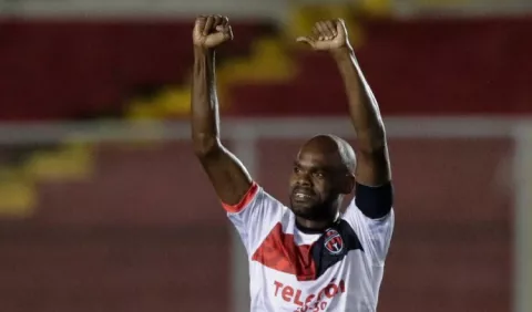 Sporting SM golea y va  contra  Tauro en octavos en la Concacaf