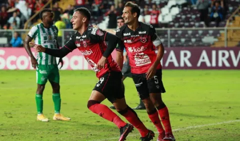 Alajuelense no se despeina y golea al Alianza FC de Panamá en Liga de Campeones