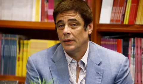 Benicio del Toro apoya una campaña turística de una histórica ciudad de Puerto Rico