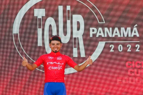 Chiricano Bolívar Espinosa se impone en el Tour de Panamá