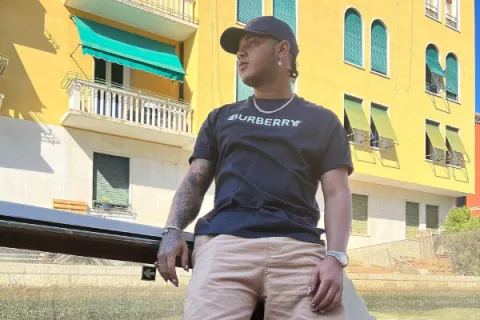 'El Boza' disfruta de Venecia horas antes de su presentación en Jesolo