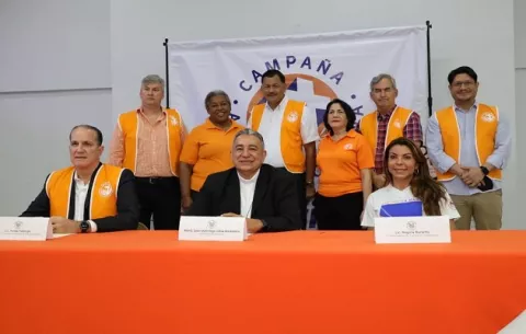 Iglesia Católica inicia campaña de entrega de sobres de corresponsabilidad casa por casa