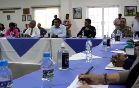 Miembros de la  Coalición de Unidad por Colón entregan parámetros para el plan de seguridad ciudadana al ministro Pino