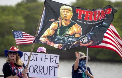 ¿Qué requisó el FBI en la mansión de 58 dormitorios de Donald Trump?