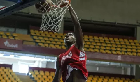 Panamá contra el 'favorito' Canadá en el clasificatorio al Mundial FIBA 2023