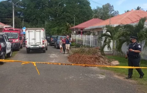 Docente de inglés y funcionario del Mida mueren en aparente femicidio y suicidio en La Villa de Los Santos 