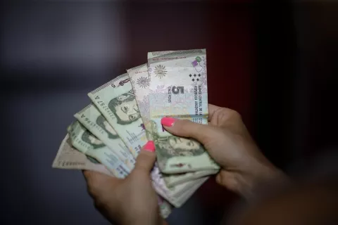 México registra un déficit comercial de 5,959 millones de dólares en julio