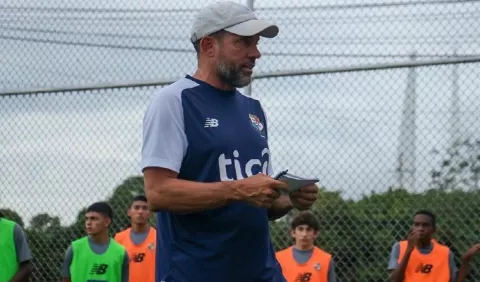Mike Stump busca su grupo para la Sub-17
