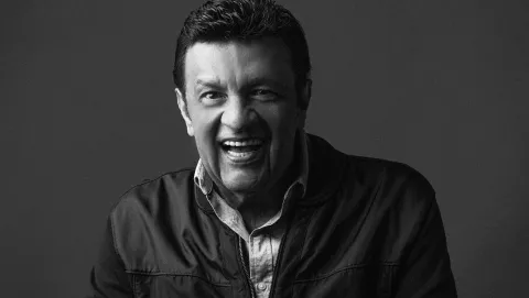 Osvaldo Ayala: 'El Escorpión  de Paritilla' presenta su canción `La Medicina'