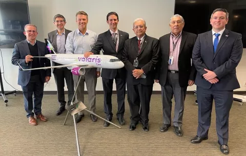 Panamá inicia acercamientos para traer al país aerolíneas mexicanas de bajo costo 