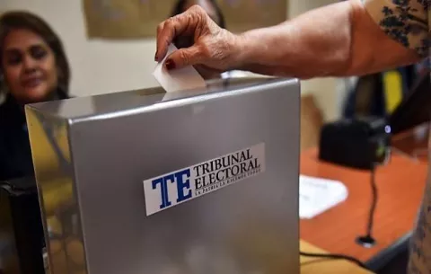 ¿Qué pueden hacer y que tienen prohibido los precandidatos de libre postulación?