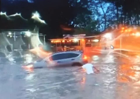 Fuertes lluvias ocasionan el desbordamiento del río David en Chiriquí
