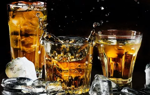 ¡Ni una gota o tres, si va a manejar no debe tener  alcohol en el cuerpo!