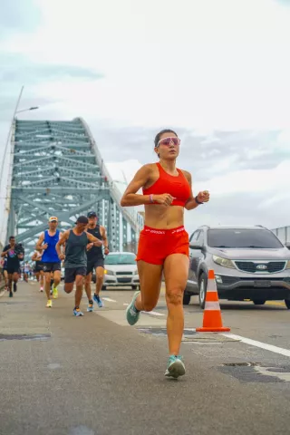 Daniel González y  Daniela Araujo fueron más rápidos en los 10 kilómetros