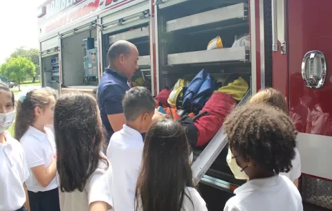 Bomberos capacitarán a 18,500 niños en prevención de incendios 