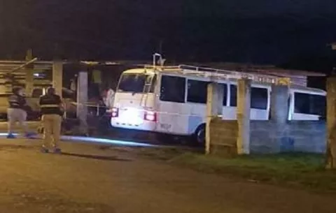 Sicario disfrazado de estudiante asesina a conductor de bus de la ruta San Isidro