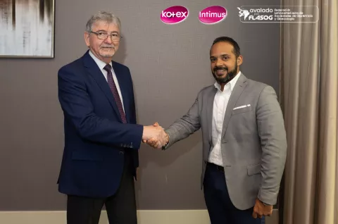 Kotex® lanza su primer protector diario con indicador de pH