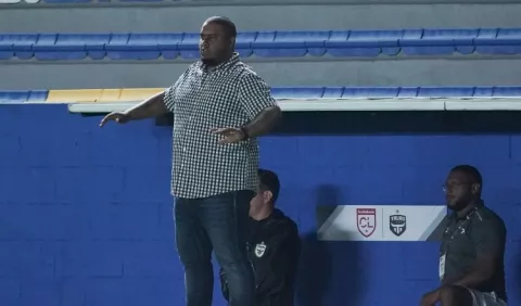 Francisco Perlo libera de culpa a Richard Rodríguez por eliminación del Tauro en Liga Concacaf