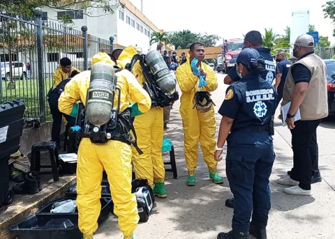 Investigan presunta fuga de gas en predios del Hospital Nicolás A. Solano
